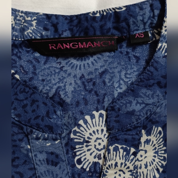 Rangmanch Women's Indigo Printed Straight Mandarin Collar Cotton Kurta - Picture 4 of 10